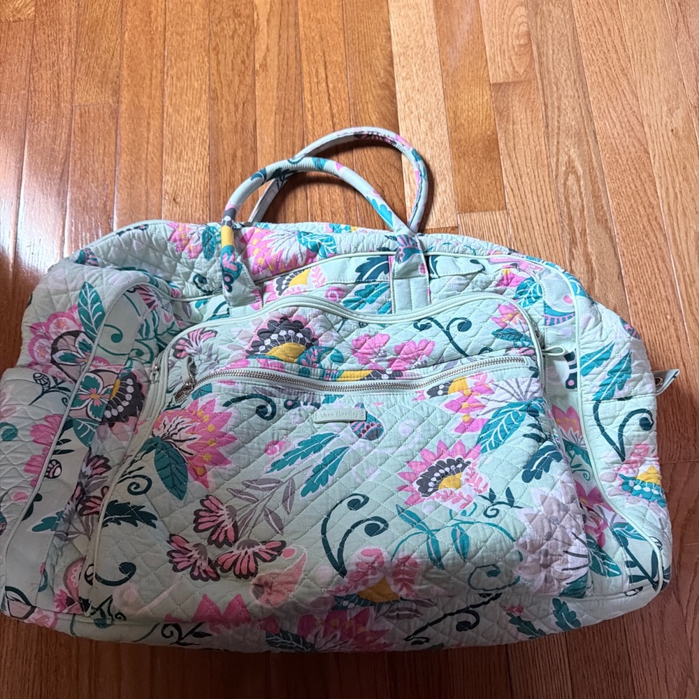 Vera Bradley duffel bad